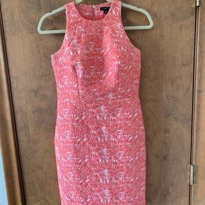 Pretty coral Ann Taylor Sheath dress w/ floral appliqué. Perfect wedding guest!